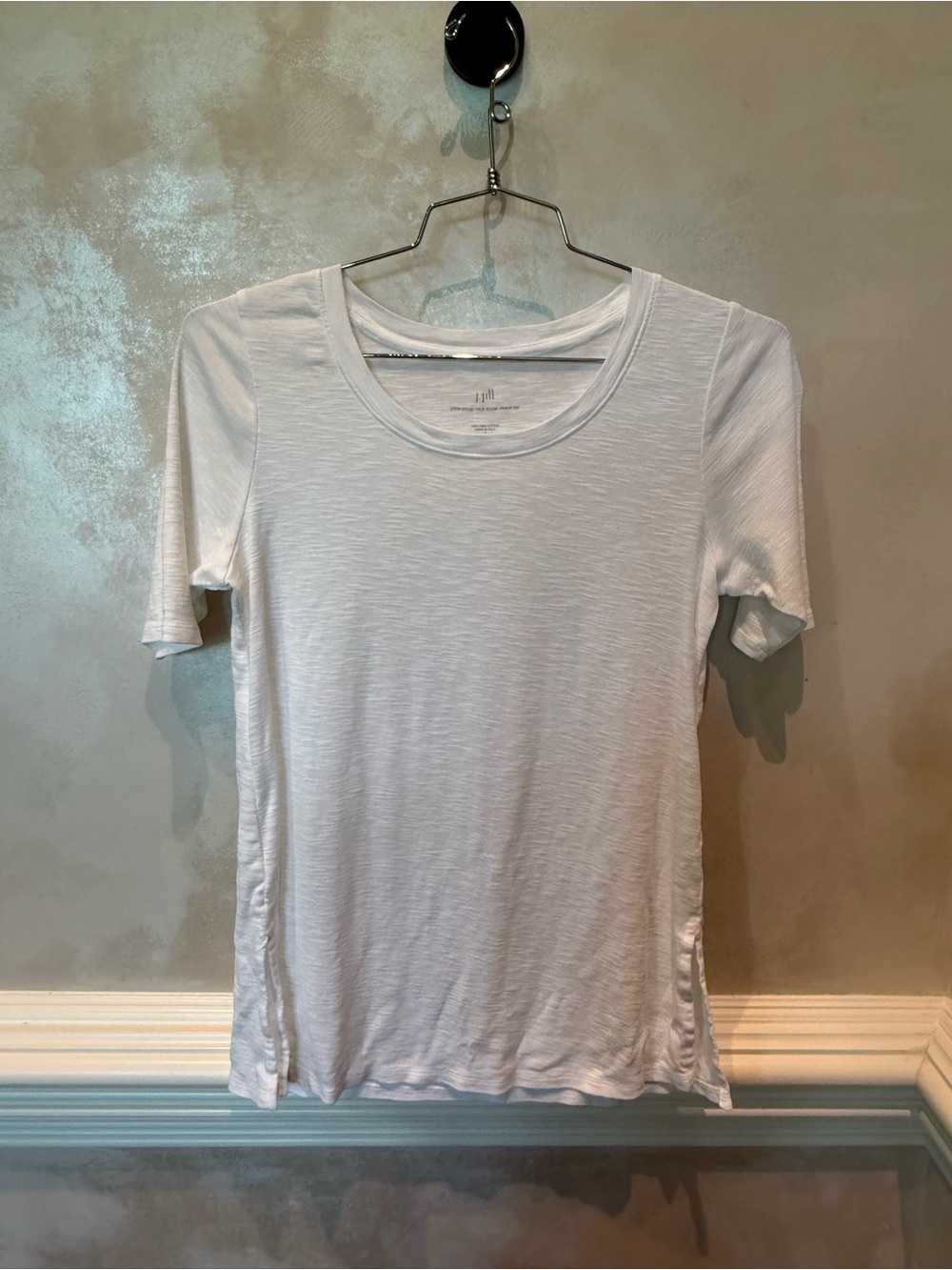 J. Jill White Scoop Neck Short Sleeve Tee